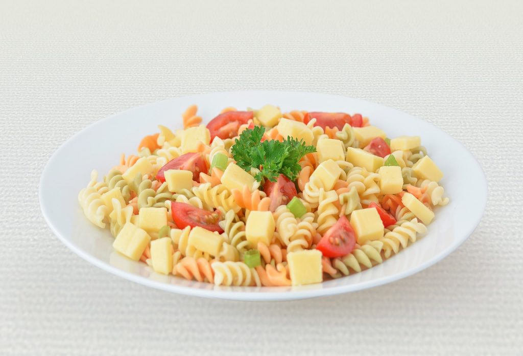 pasta, cheese, tomato-4009854.jpg